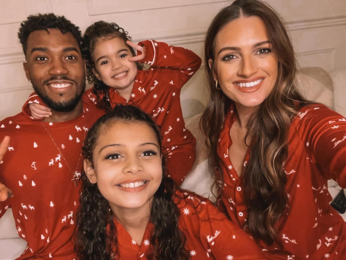Autumn and Story’s whole family are currently shooting a new commercial. Straight after Autumn wrapped on a Government campaign! Hope you are having a blast guys!!