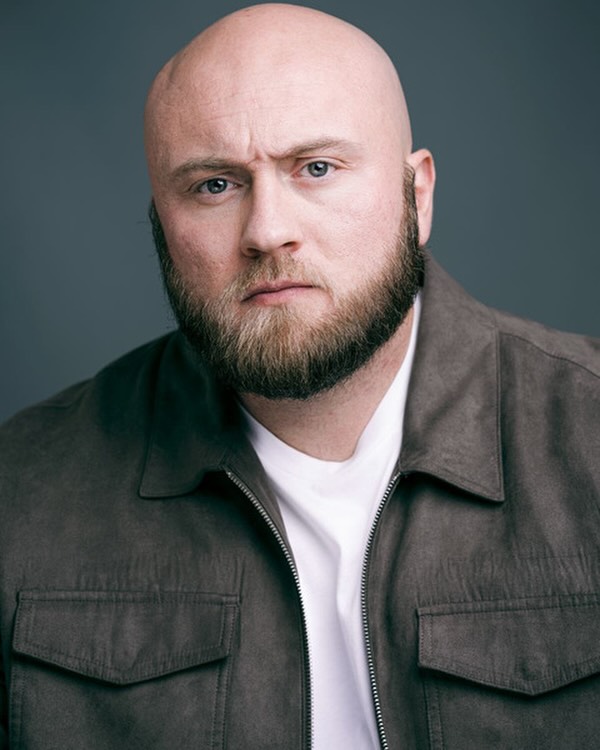 Oliver had just wrapped on a beautiful short film! Well done Oli! #welshactor #onset #shortfilmshoot