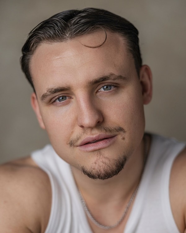 Garin is nearly wrapped on a new Vertical Drama- they are hot in 2026!! Lots of them popping up on casting sites! Cant wait to see the finished product - the clips look brilliant! Well done Garin! He’s giving JK’s a good name working with a brand new company! #verticaldrama #welshactor #onset