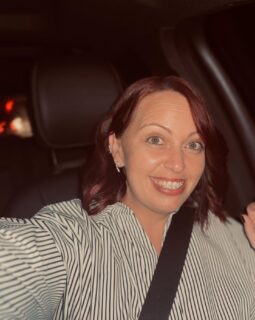 En route home from a fantastic night of socialising at Barbara’s Bier Haus. I loved chatting to everyone and if I missed you, please do reach out  and remember I give loads of FREE advice on acting on my TikTok no gatekeeping here, everyone has to start somewhere and there’s room for everyone in the industry. Well done @blackswan_productions on a fab event! #actors #wales